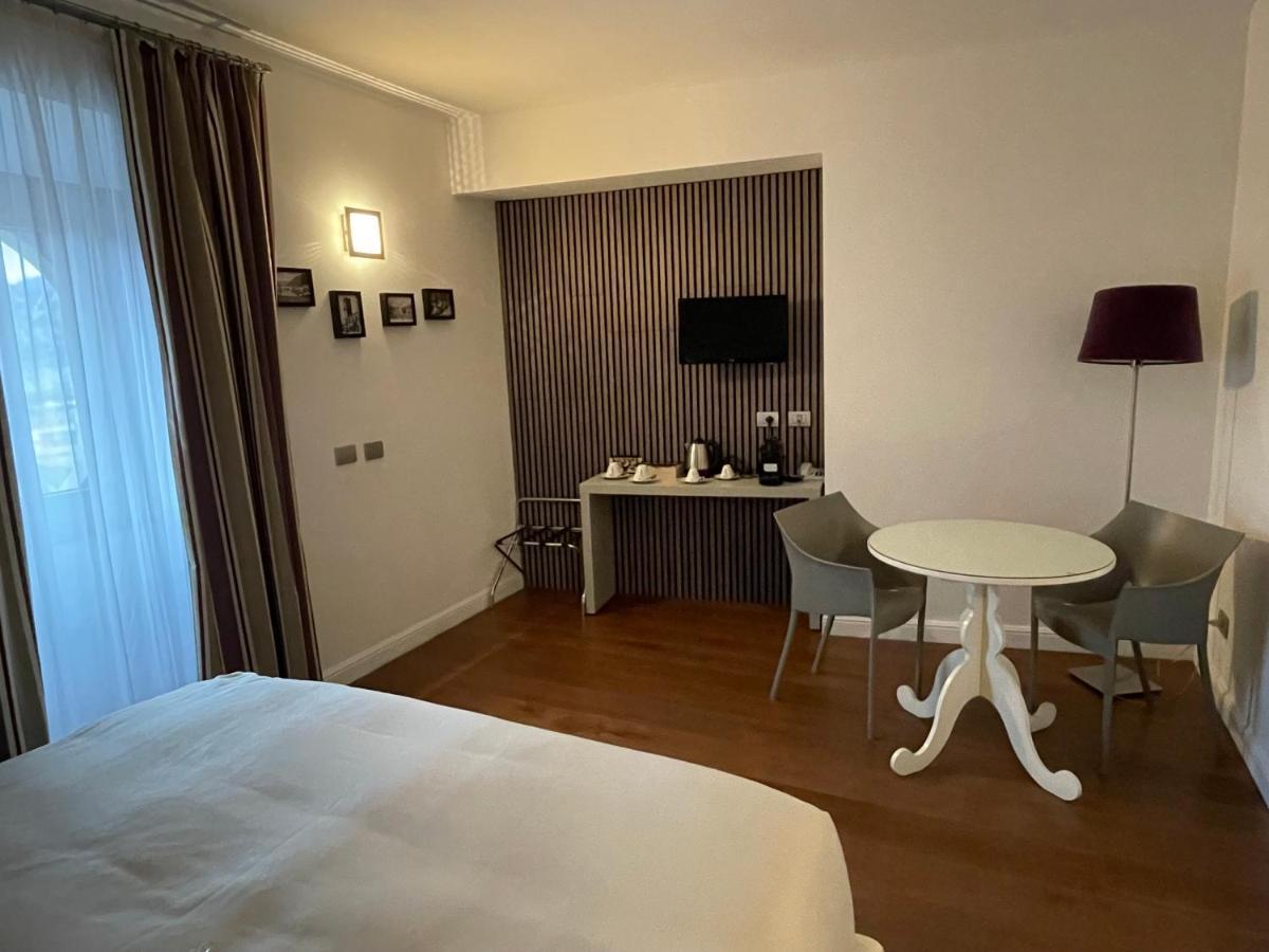 Il Vecchio Borgo Relais Hotel Como Exterior photo